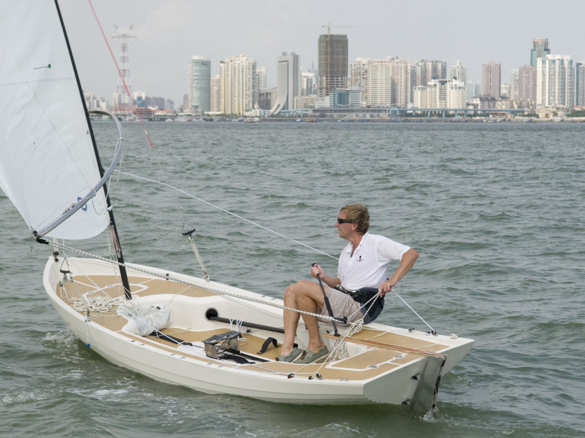 SD_18_-_sailing_picture.jpg